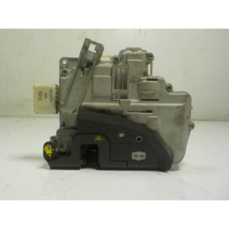 Recambio de cerradura puerta delantera derecha para audi a6 berlina (4f2) 2.7 tdi referencia OEM IAM 4F2837016B 8E2837016AA 
