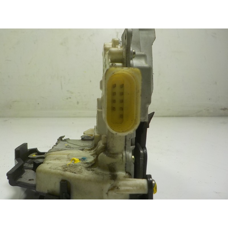 Recambio de cerradura puerta delantera derecha para audi a6 berlina (4f2) 2.7 tdi referencia OEM IAM 4F2837016B 8E2837016AA 