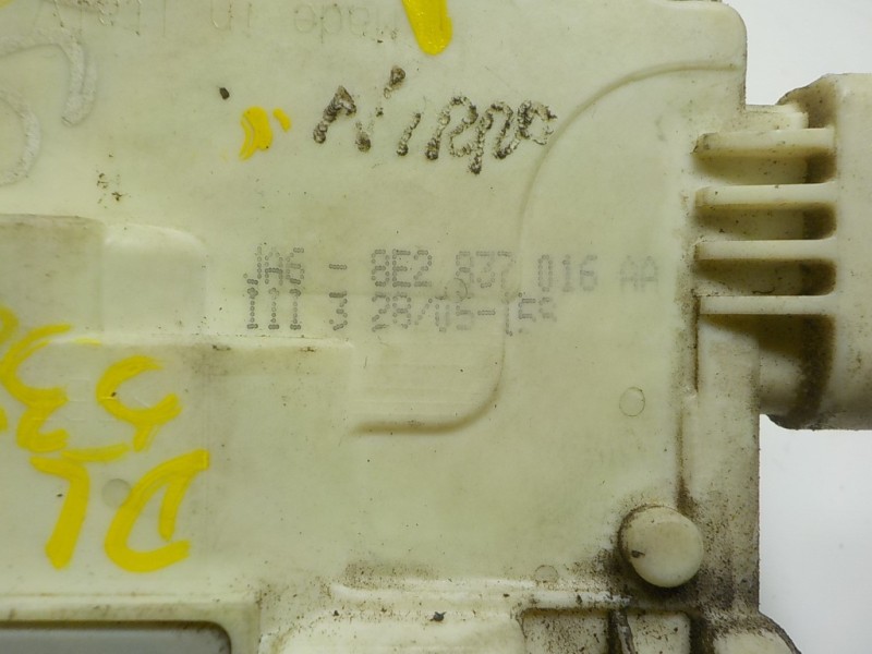 Recambio de cerradura puerta delantera derecha para audi a6 berlina (4f2) 2.7 tdi referencia OEM IAM 4F2837016B 8E2837016AA 