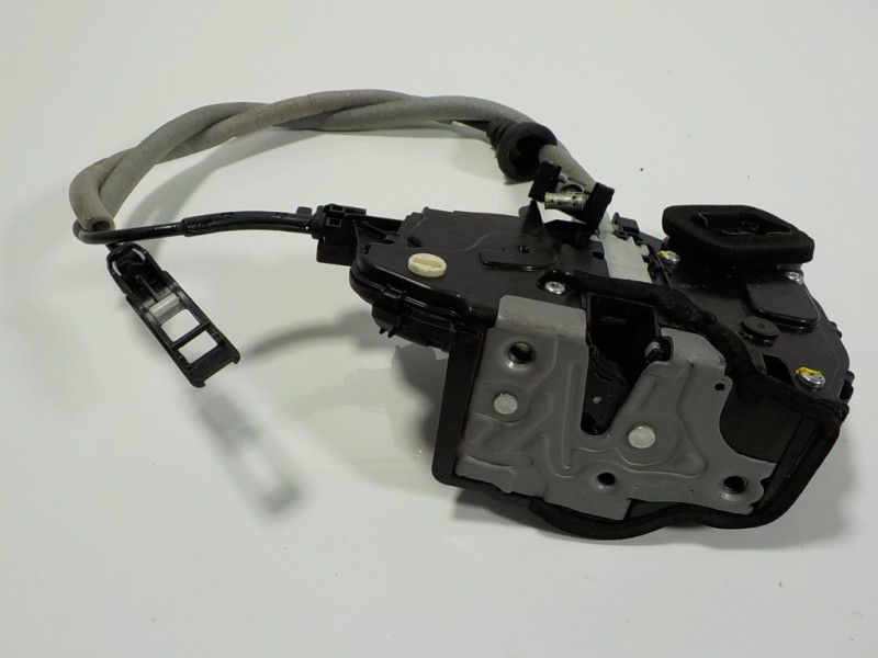 Recambio de cerradura puerta trasera derecha para volkswagen t-cross 1.0 tsi referencia OEM IAM 10A839016 10A839016 