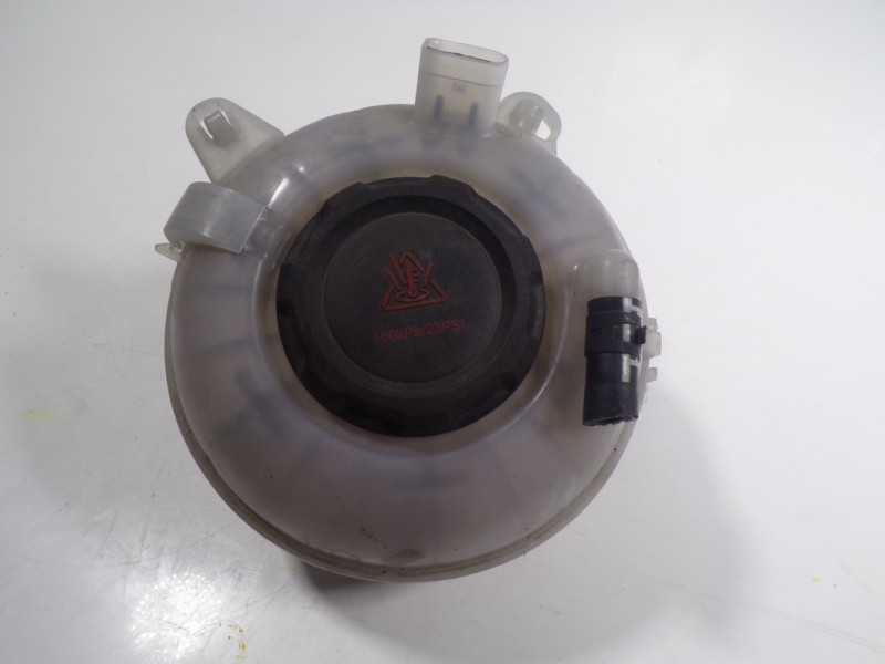 Recambio de deposito expansion para audi a3 sportback (8vf) 35 tfsi s line referencia OEM IAM 5Q0121407M  