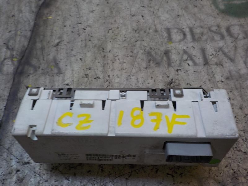 Recambio de pantalla multifuncion para renault fluence dynamique referencia OEM IAM 280348813R 280348813R 