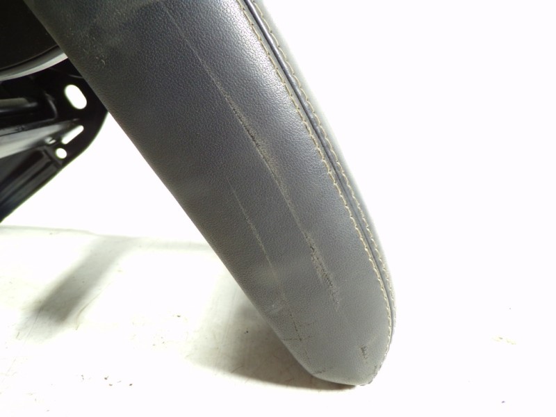 Recambio de apoyabrazos central para audi a4 ber. (b8) 2.7 v6 24v tdi referencia OEM IAM 8K08642836PS  