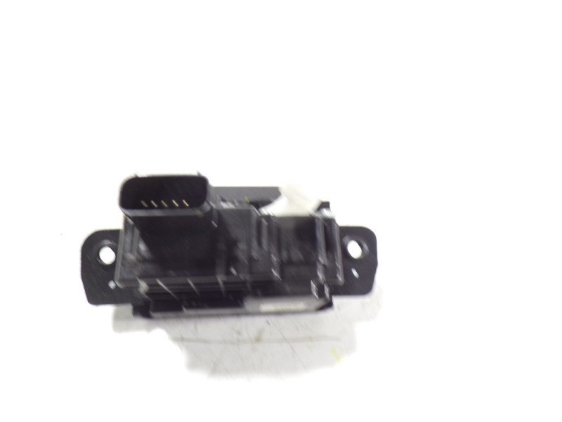 Recambio de cerradura maletero / porton para hyundai tucson essence bluedrive 2wd referencia OEM IAM 81230D3000  