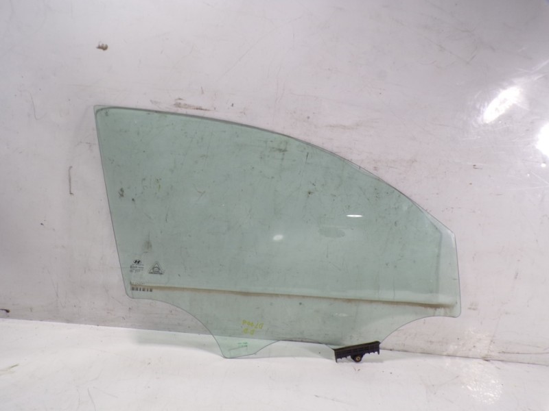 Recambio de cristal puerta delantero derecho para hyundai tucson essence bluedrive 2wd referencia OEM IAM 82420D7020  