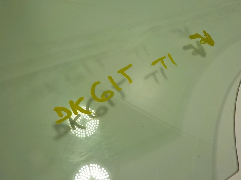 Recambio de cristal puerta trasero izquierdo para volkswagen t-cross 1.0 tsi referencia OEM IAM 2GM845025 2GM845025 