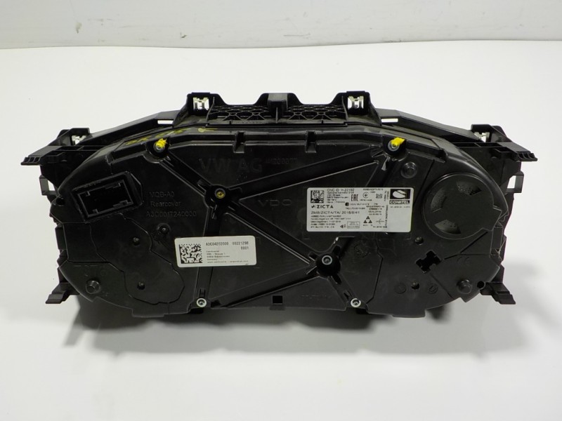 Recambio de cuadro instrumentos para volkswagen t-cross 1.0 tsi referencia OEM IAM 2G0920740J 2G0920740J 