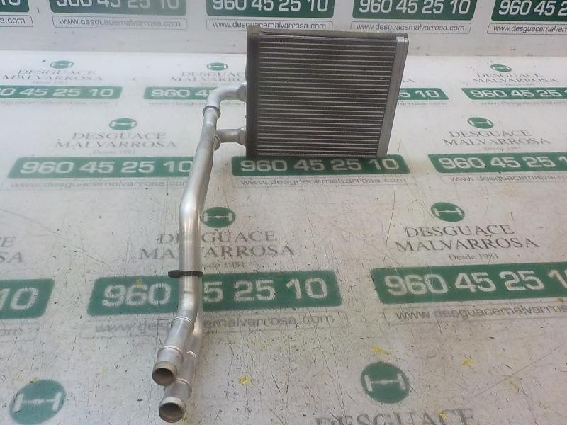 Recambio de radiador calefaccion / aire acondicionado para ford fiesta (ccn) trend referencia OEM IAM 1743436  