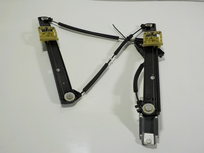 Recambio de elevalunas delantero derecho para volkswagen t-cross 1.0 tsi referencia OEM IAM 2GM837462B 2GM837462B 