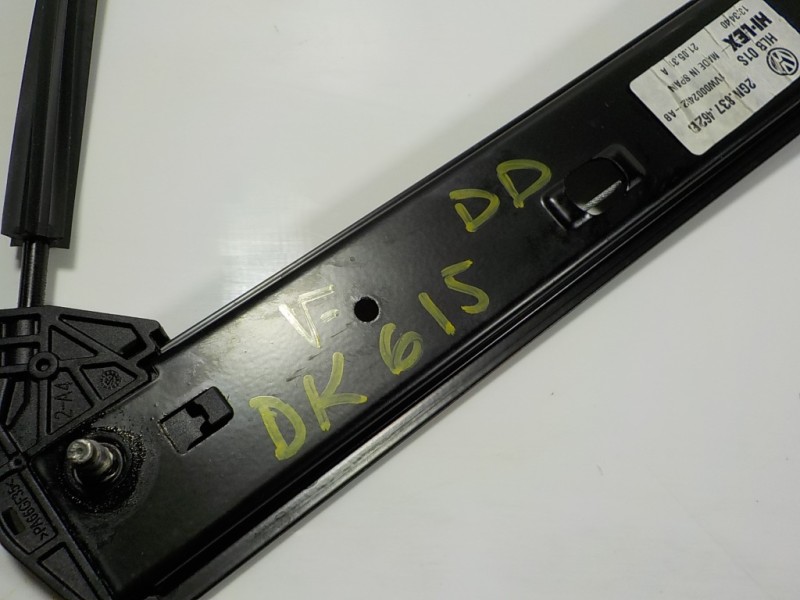 Recambio de elevalunas delantero derecho para volkswagen t-cross 1.0 tsi referencia OEM IAM 2GM837462B 2GM837462B 