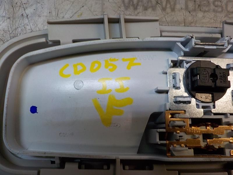 Recambio de piloto interior para ford fiesta (ccn) trend referencia OEM IAM 1758122  