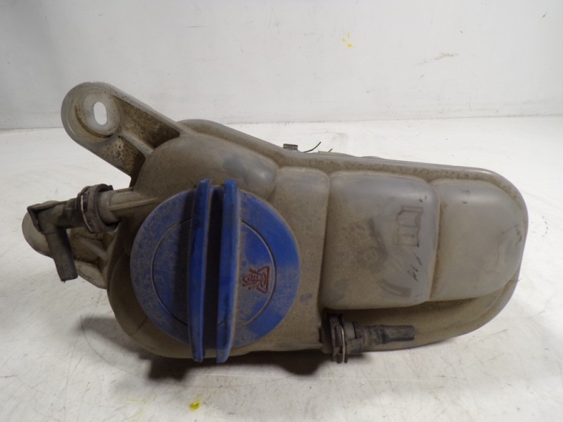 Recambio de deposito expansion para audi a4 ber. (b8) 2.7 v6 24v tdi referencia OEM IAM 8K0121405G  