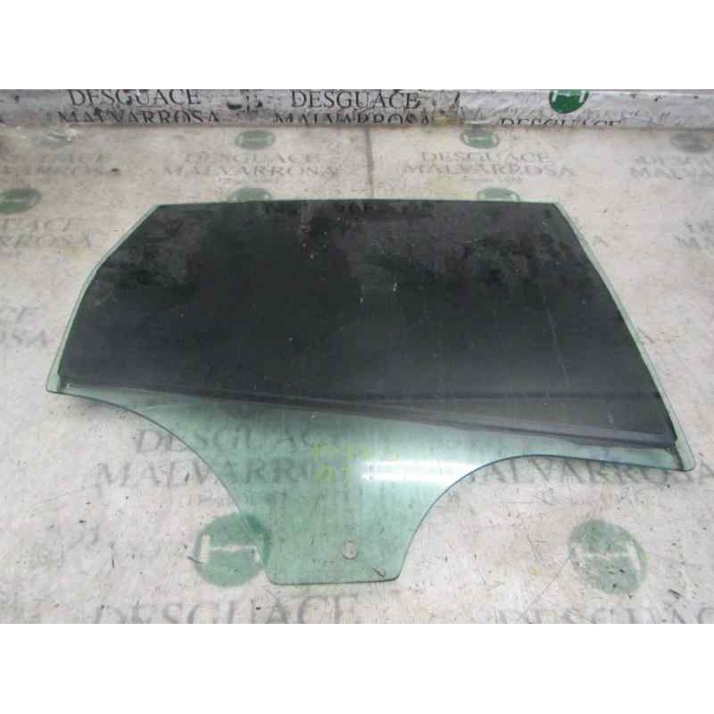 Recambio de cristal puerta trasero derecho para ford c-max 1.6 tdci cat referencia OEM IAM   