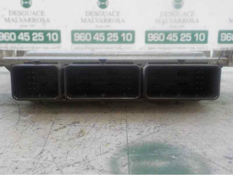 Recambio de centralita motor uce para renault megane iii berlina 5 p 1.2 16v referencia OEM IAM   