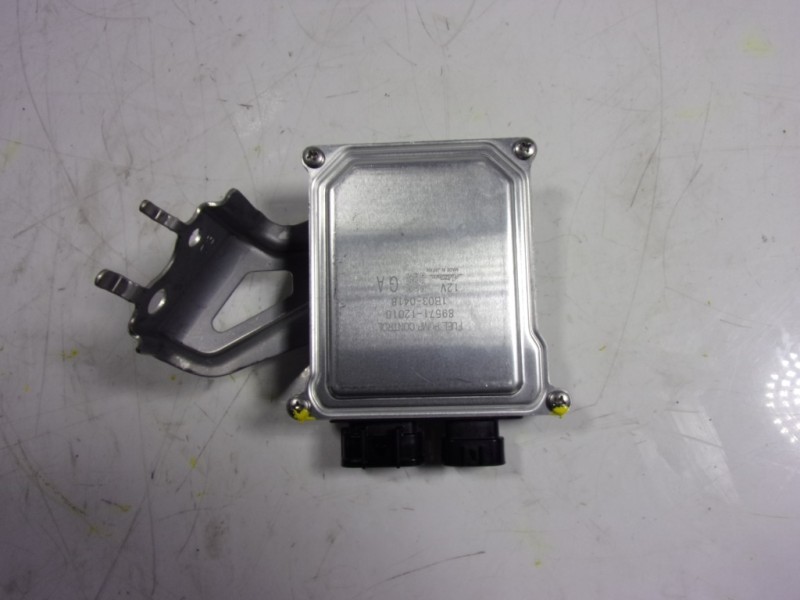 Recambio de modulo electronico para toyota c-hr 132 kw referencia OEM IAM 8957112010 8957112010 1B030418