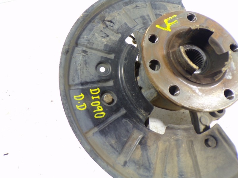 Recambio de mangueta delantera derecha para volkswagen touareg (7l6) 3.0 v6 tdi dpf referencia OEM IAM 7L0407258A  