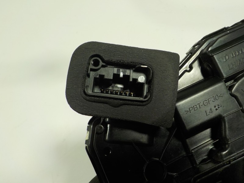 Recambio de cerradura puerta trasera derecha para volkswagen arteon (3h7) elegance referencia OEM IAM 5NA839016E 5NB837015C 