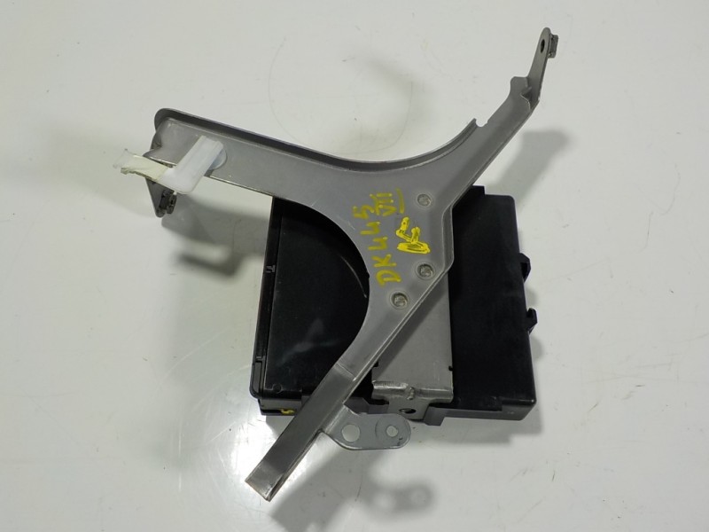 Recambio de modulo electronico para toyota yaris 1.5 vvti hev referencia OEM IAM 89981K0010 89981K0012 