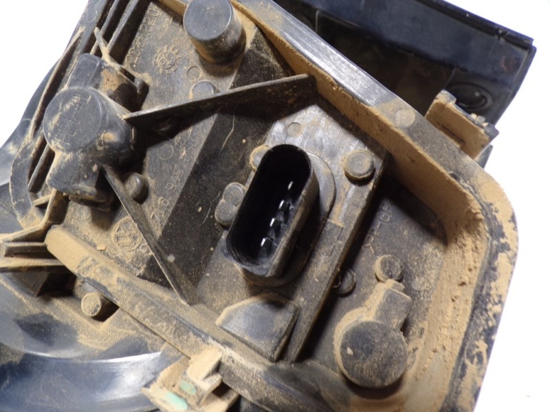 Recambio de piloto trasero izquierdo para volkswagen touareg (7l6) 3.0 v6 tdi dpf referencia OEM IAM 7L6945095R 7L6945258 