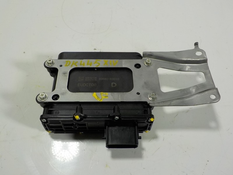 Recambio de modulo electronico para toyota yaris 1.5 vvti hev referencia OEM IAM 89680K0010 89680K0010 