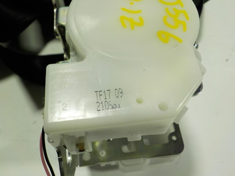 Recambio de cinturon seguridad delantero izquierdo para lexus nx 300h 2wd referencia OEM IAM 7322078040C2  