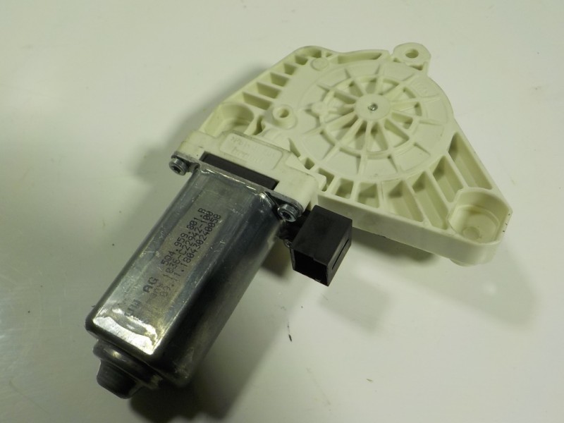 Recambio de motor elevalunas trasero derecho para volkswagen arteon (3h7) elegance referencia OEM IAM 4K0959801 5Q4959801B 