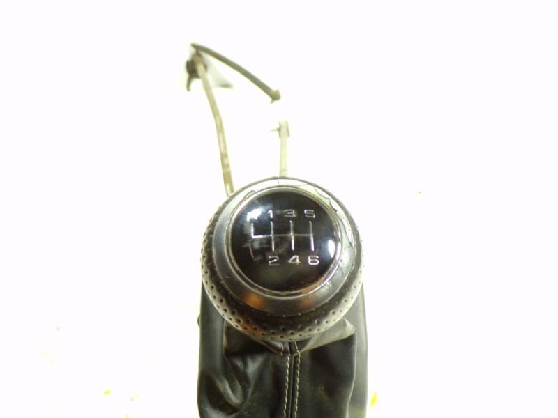 Recambio de palanca cambio para audi a4 ber. (b8) 2.7 v6 24v tdi referencia OEM IAM 8K0711055K 8K0711025P 