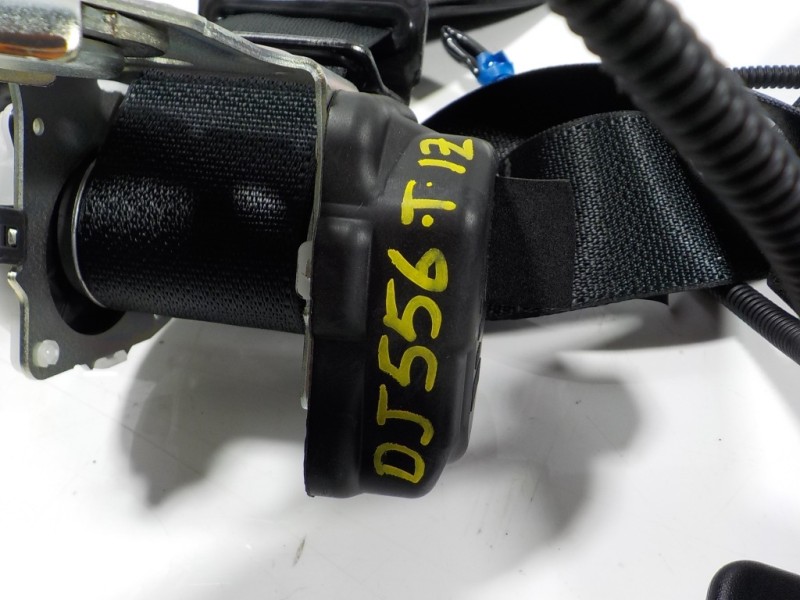 Recambio de cinturon seguridad trasero izquierdo para lexus nx 300h 2wd referencia OEM IAM 7337078060C1  