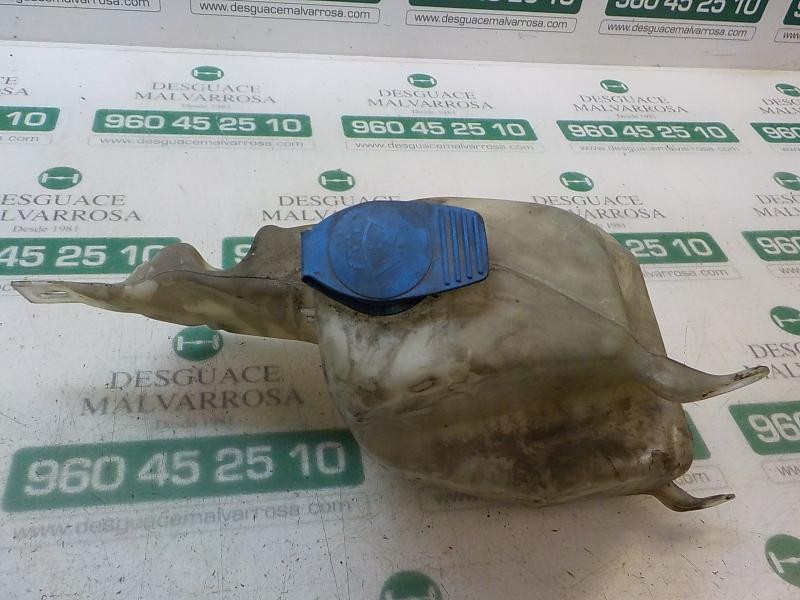 Recambio de deposito limpia para seat ibiza (6k1) stella referencia OEM IAM   