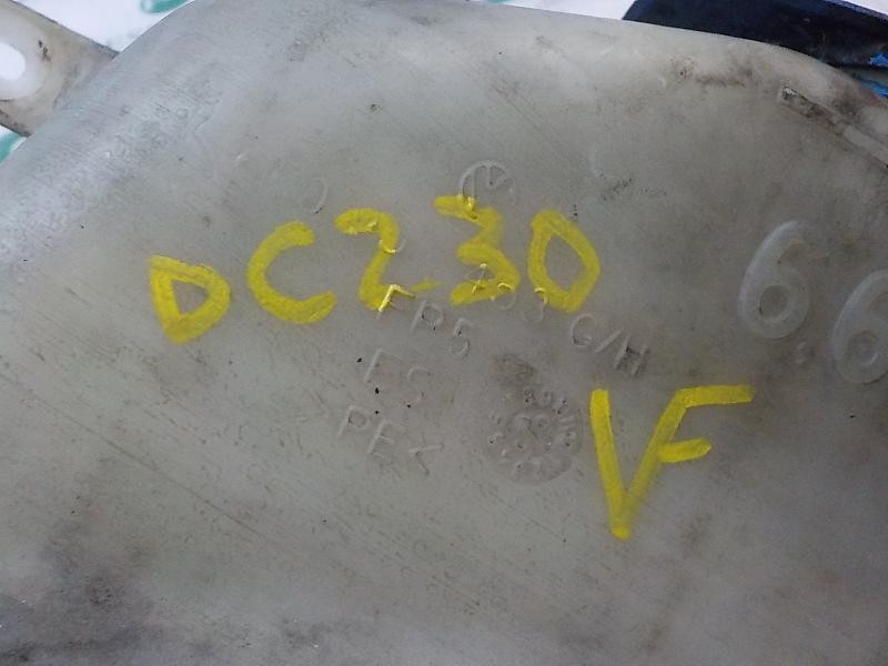 Recambio de deposito limpia para seat ibiza (6k1) stella referencia OEM IAM   