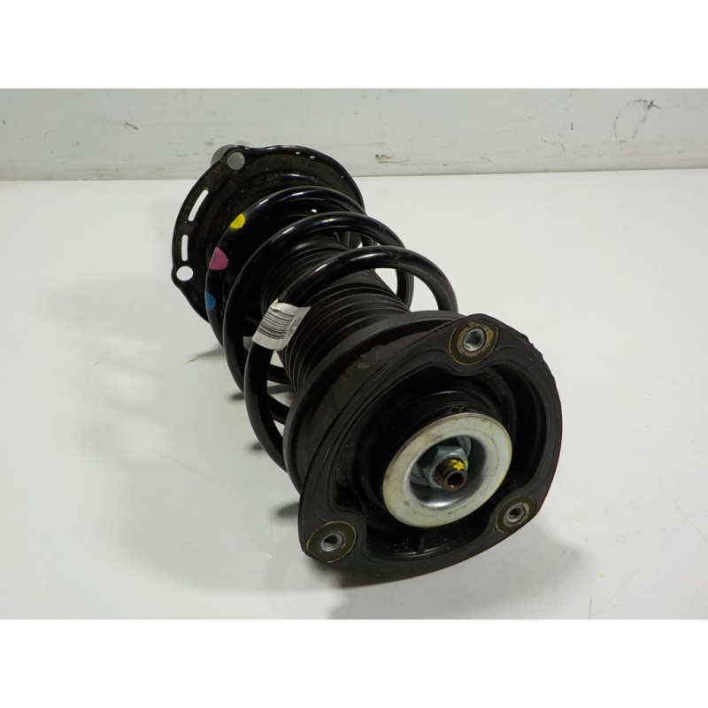 Recambio de amortiguador delantero derecho para seat leon sportstourer (kl8) xcellence referencia OEM IAM 5WA413023G 5WA413023G 