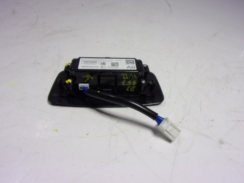 Recambio de modulo electronico para toyota c-hr 132 kw referencia OEM IAM 867E133011 867E133011 1015460102