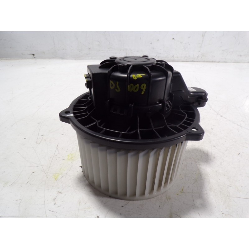 Recambio de motor calefaccion para hyundai tucson essence bluedrive 2wd referencia OEM IAM 97113D7000 D316NFFAA D316NFFAA