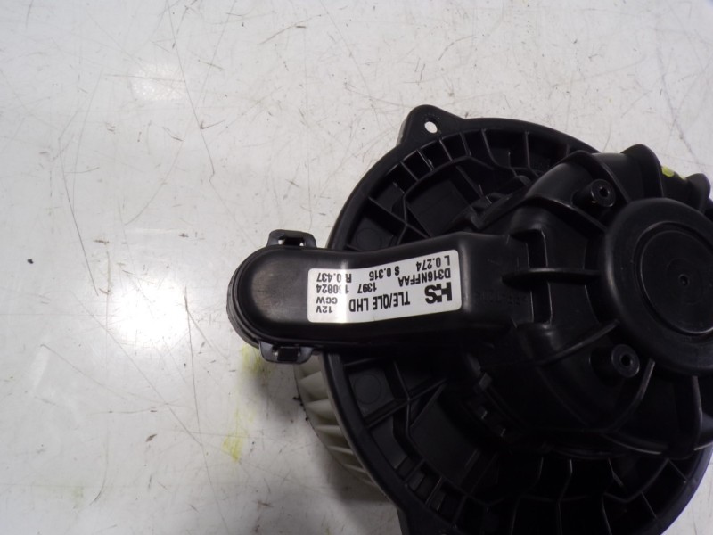 Recambio de motor calefaccion para hyundai tucson essence bluedrive 2wd referencia OEM IAM 97113D7000 D316NFFAA D316NFFAA