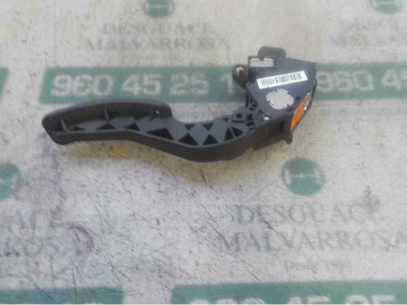 Recambio de potenciometro pedal para renault megane iii berlina 5 p 1.2 16v referencia OEM IAM   