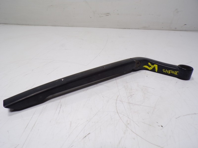 Recambio de brazo limpia trasero para land rover discovery 2.7 td v6 cat referencia OEM IAM DKB500330PMD  