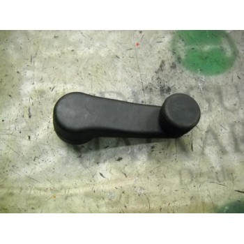 MANETA ELEVALUNAS DELANTERA DERECHA 