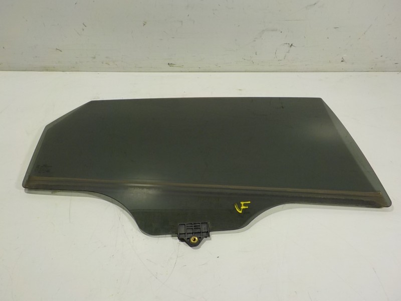 Recambio de cristal puerta trasero derecho para kia carens ( ) 1.7 crdi cat referencia OEM IAM 83420A4020  