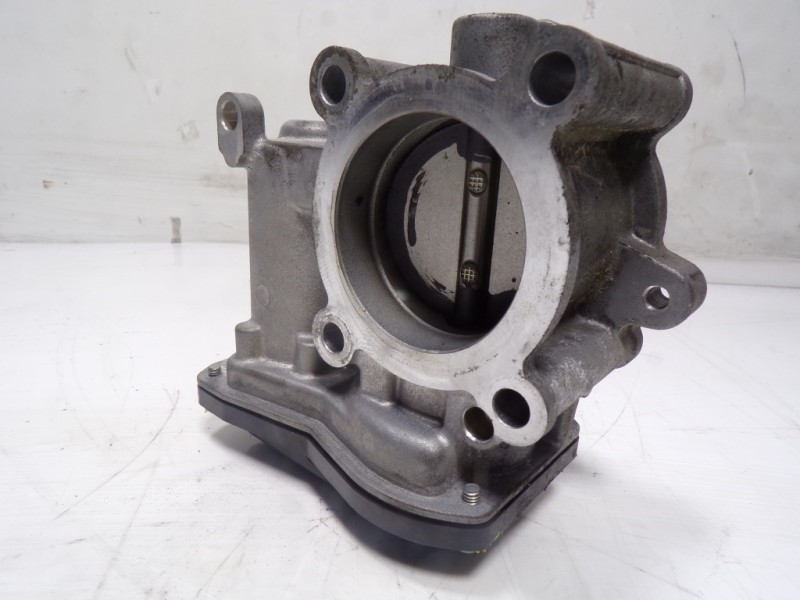 Recambio de caja mariposa para suzuki vitara 1.4 16v boosterjet cat referencia OEM IAM  160007D24 