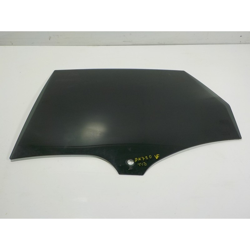 Recambio de cristal puerta trasero izquierdo para porsche macan (typ ) s referencia OEM IAM 95B845205A  