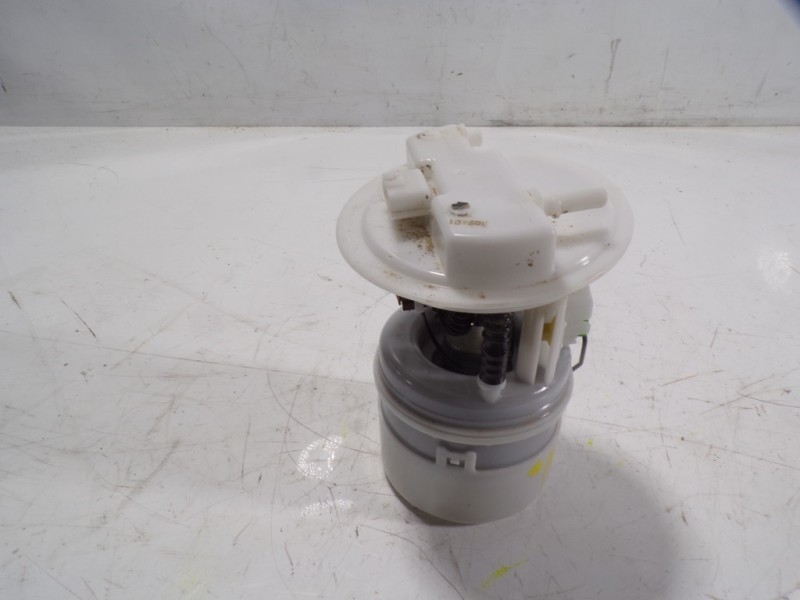 Recambio de aforador para dacia sandero 1.0 12v cat referencia OEM IAM 172022377R  