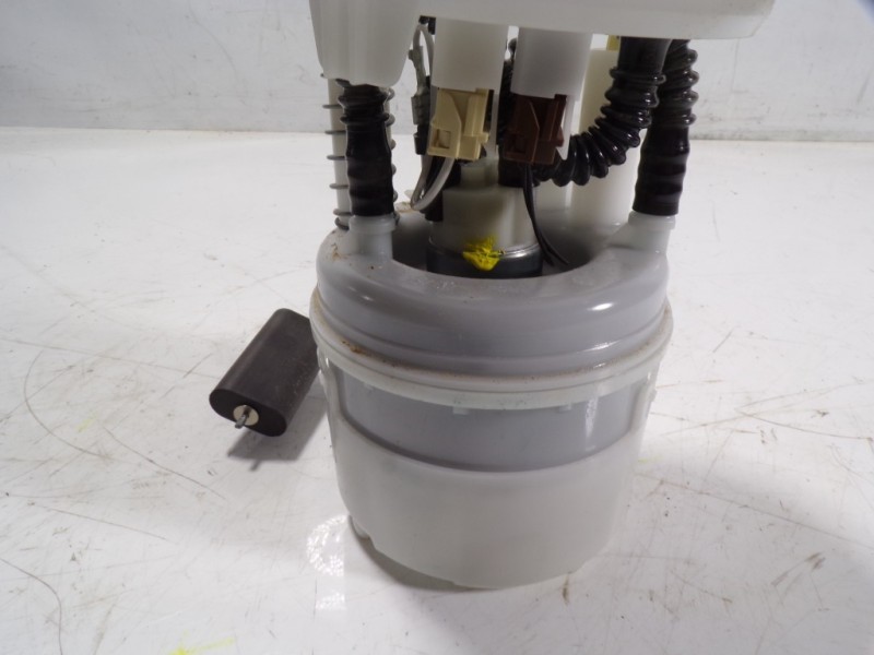 Recambio de aforador para dacia sandero 1.0 12v cat referencia OEM IAM 172022377R  