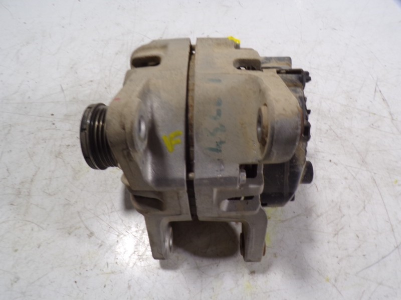 Recambio de alternador para dacia sandero 1.0 12v cat referencia OEM IAM 231000387R 231007582R 2710910A