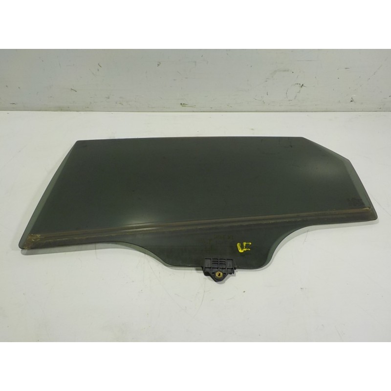 Recambio de cristal puerta trasero izquierdo para kia carens ( ) 1.7 crdi cat referencia OEM IAM 83410A4020  