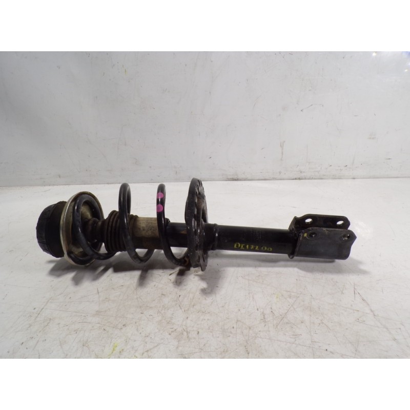 Recambio de amortiguador delantero derecho para dacia sandero 1.0 12v cat referencia OEM IAM 543025522R 543025522R 
