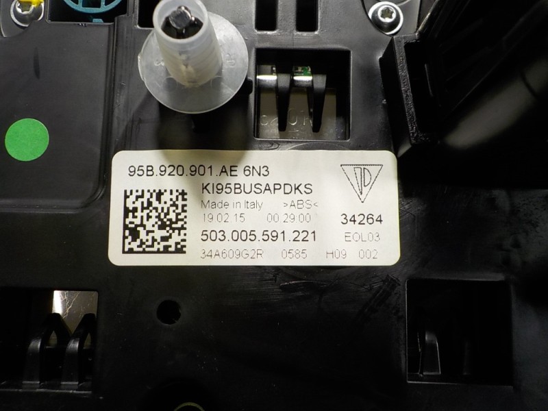 Recambio de cuadro instrumentos para porsche macan (typ ) s referencia OEM IAM 95B920901AE 95B920901AE 