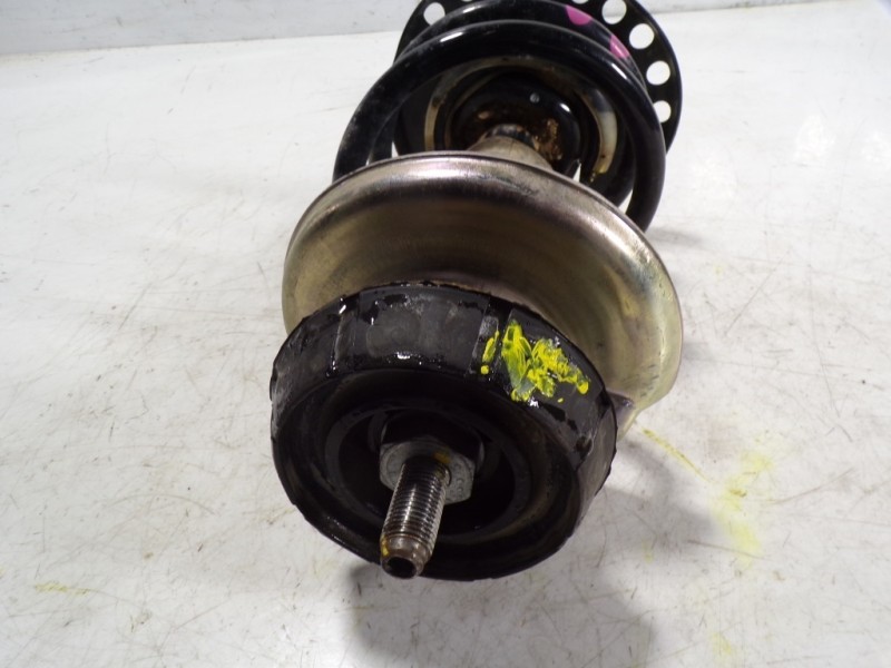 Recambio de amortiguador delantero derecho para dacia sandero 1.0 12v cat referencia OEM IAM 543025522R 543025522R 