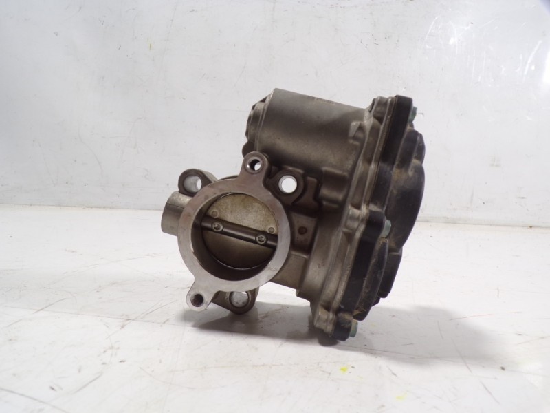 Recambio de caja mariposa para dacia sandero 1.0 12v cat referencia OEM IAM  161204132R 