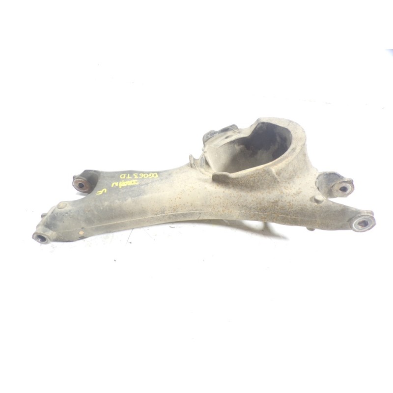 Recambio de brazo suspension inferior trasero derecho para volvo xc90 2.4 diesel cat referencia OEM IAM 31304153  