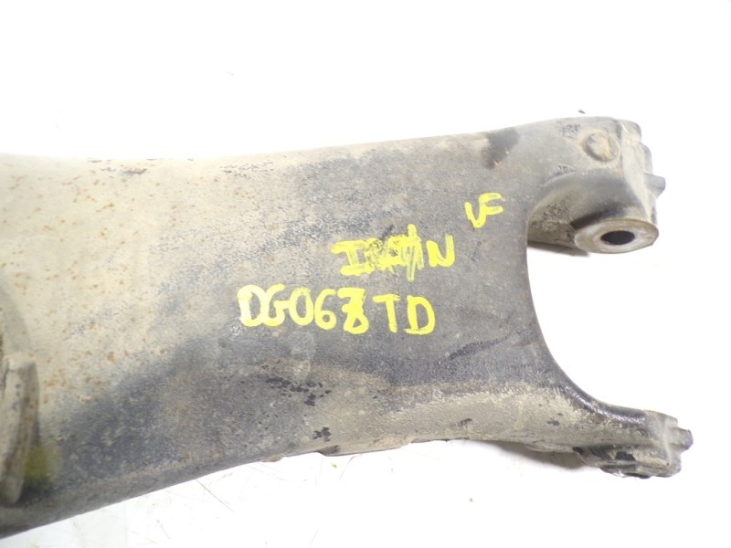 Recambio de brazo suspension inferior trasero derecho para volvo xc90 2.4 diesel cat referencia OEM IAM 31304153  